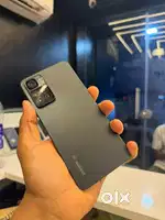 Xiaomi 11i Hyper charge 108mp cam with 5000mAh battery neat handset