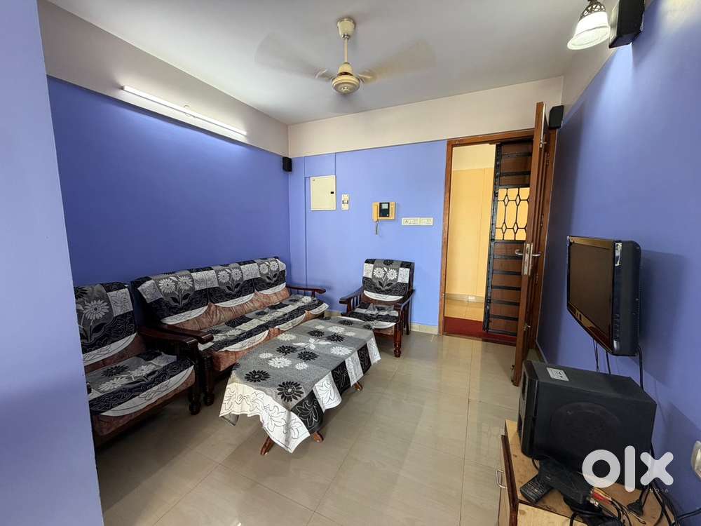 Fully furnished 2BHK flat available near AKG bhavan Palayam 25000/-