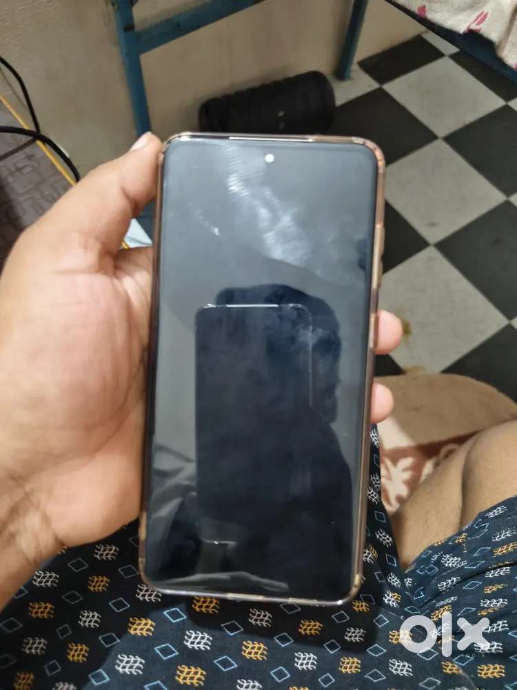 Samsung S21fe Display change hai baki bilkul ok condition