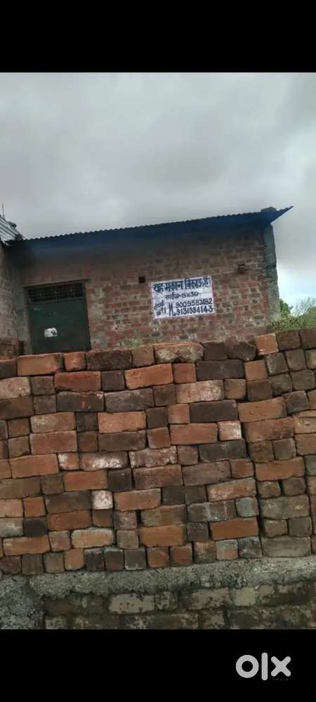 Ganj basoda jail road rajendra nagar  plot available argent sell