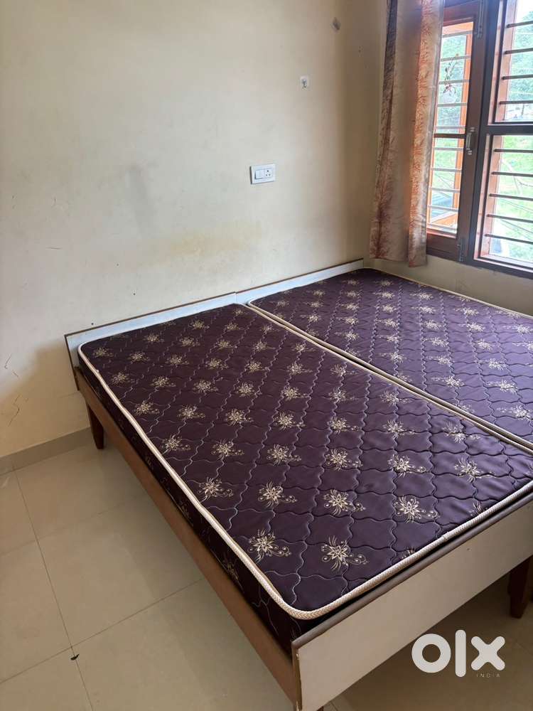 Fully Independent One AC Room,Kitchen,Washroom,First Floor,Sector 69