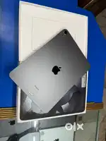 apple ipad air 5. m1 chip 64gb wifi like new with box acc