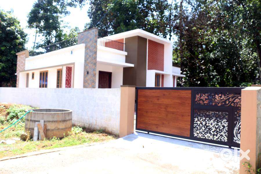 New house near Ettumanoor-Vempally 3 bed 6.75 cent 49 lakhs