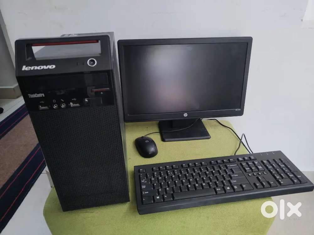 Desktop Computer Core i5 Processor / 8GB / 128GB / 500GB / 19 Inch Dis