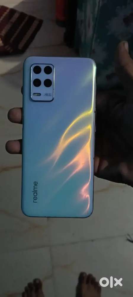 Realme 9 5g phone ok h condition me or screen change h 6+4 128,  m h..