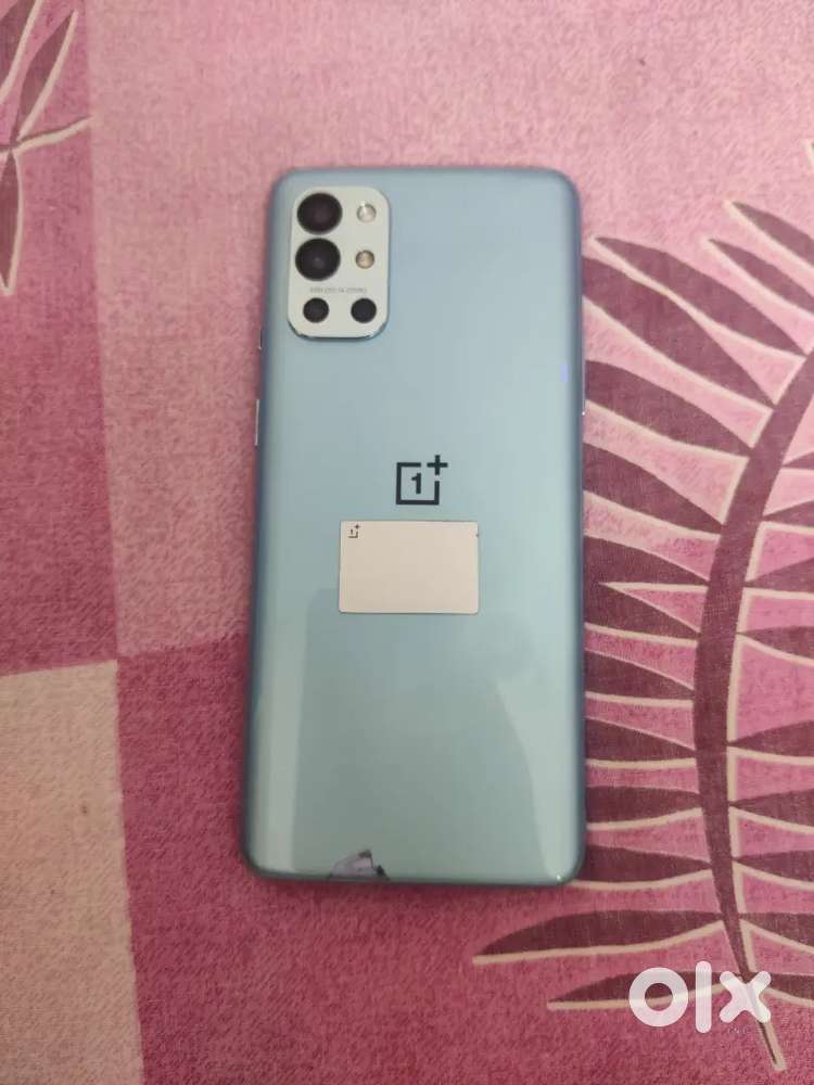 9r 8gb ram 128gb store