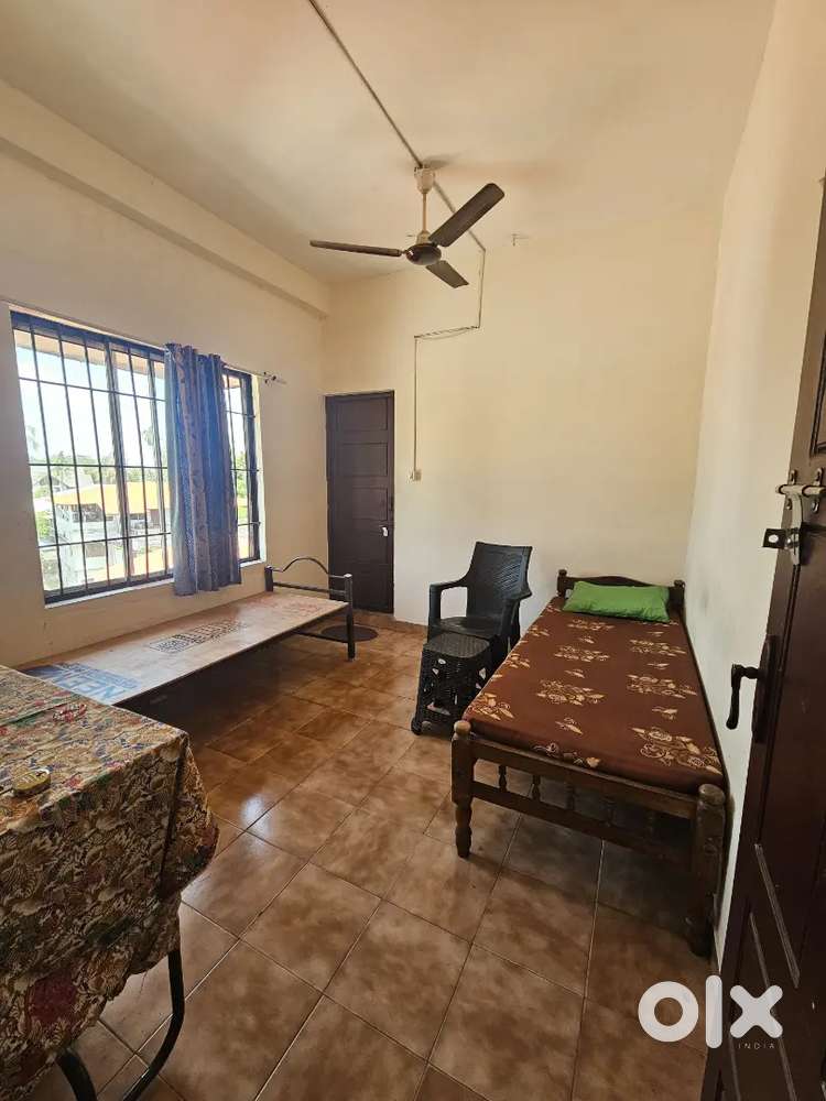 Gents PG for rent near Infopark, Vazhakkala