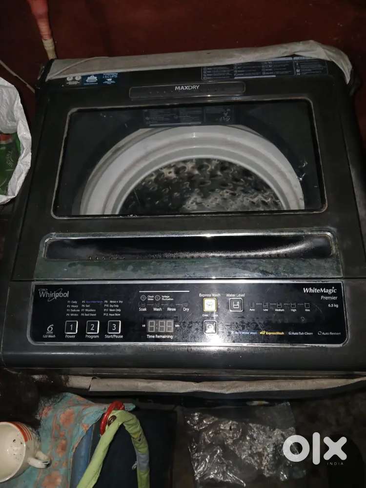 Whirlpool 6.5 kg washing machine 5 year old