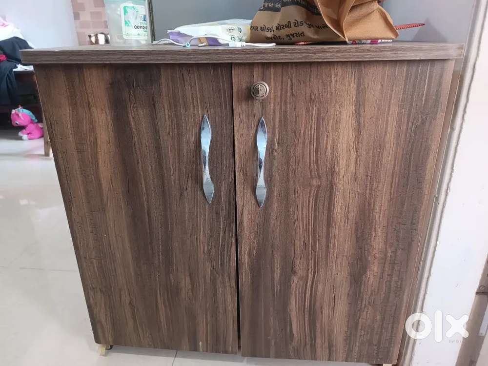 Sheo rack table