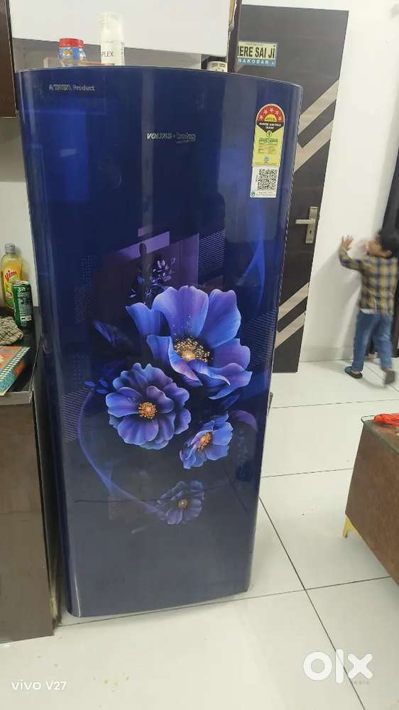 Brand new 5 star Voltas 228 litre fridge