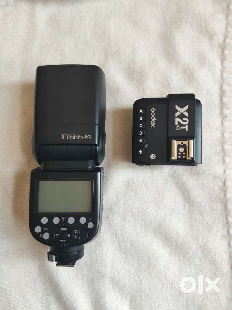 Godox TT685IIC TTL Flash + Godox X2T-C Trigger – Brand New Condition