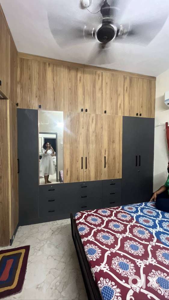 100% vastu, 2 BHK Fully furnished Apartment, 5 min walk from metro sta
