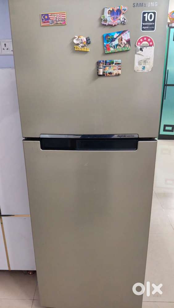 Samsung Double door refrigirator 253 liters 5 star rating Rs. 12,000