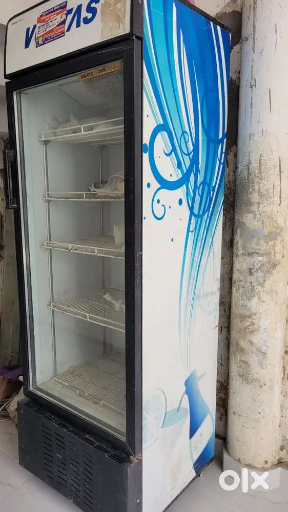 Voltas 425L Commercial Fridge