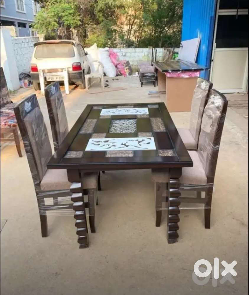 4 CHAIRS DINING TABLE AVAILABLE IN STARF FURNITURE