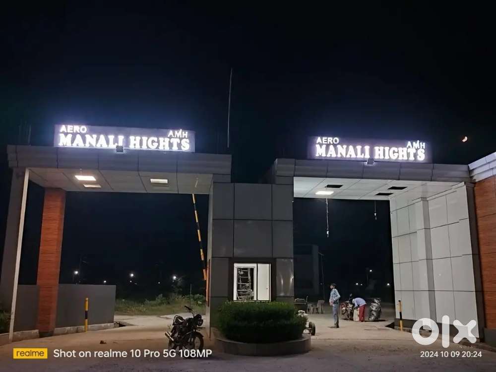 80 Gaj ka plot Gated Township mein Delhi Moradabad highway per