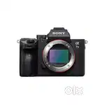 Sony Alpha ILCE-7M3 Full-Frame 24.2MP Mirrorless Digital SLR Camera Bo