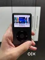Apple iPod Classic 120GB (6.5th Gen)-Space Gray (Rare collectable)