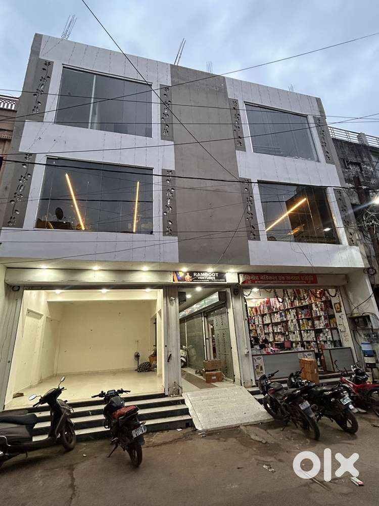 Shop for rent in main market