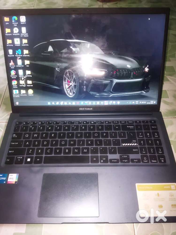 ASUS Vivobook 15 Thin and Light Laptop