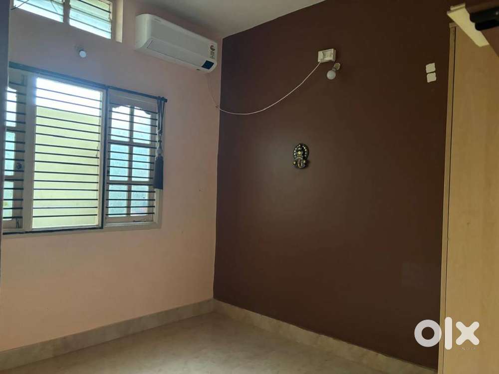 2 bhk house for rent vegetarian only