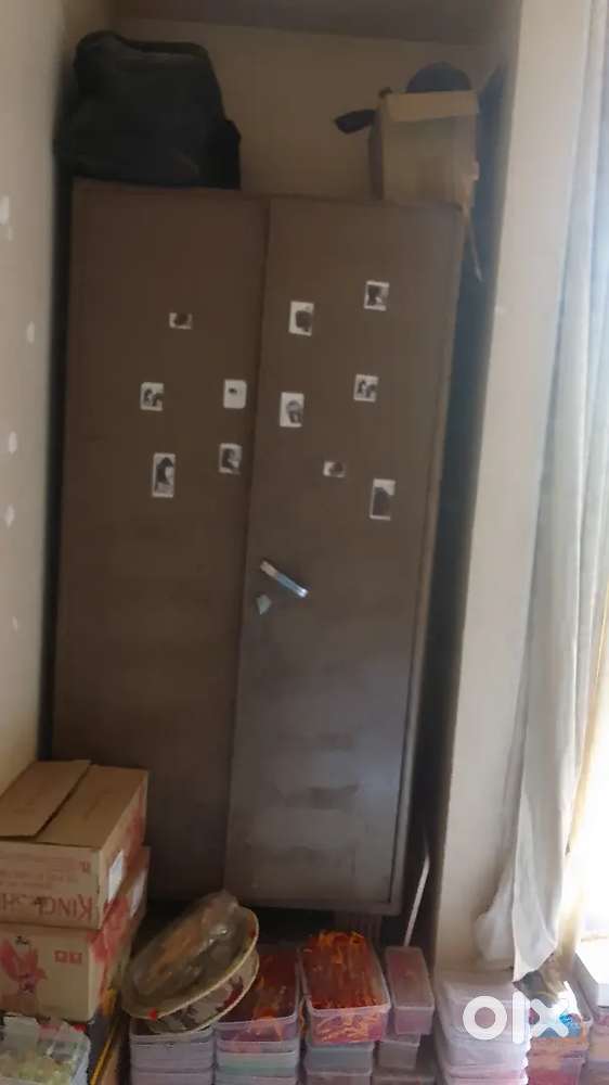 Almirah in good condition