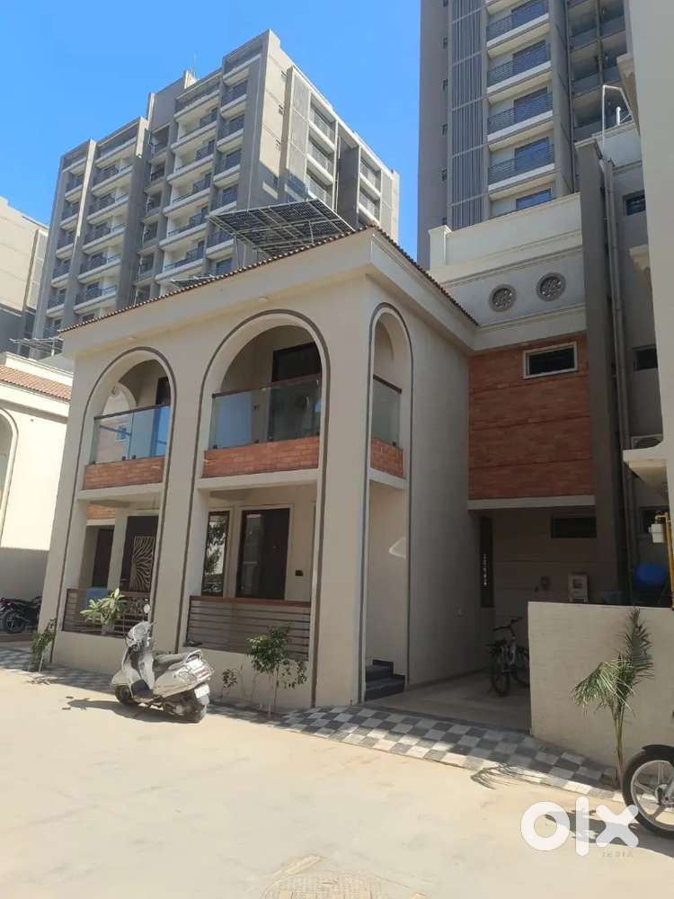 4 BHK SPACIOUS BUNGLOW FOR RENT