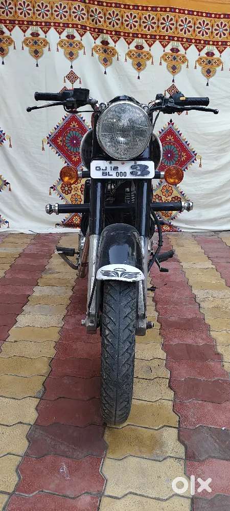 ROYAL ENFIELD CLASSIC 350 2011 MODEL