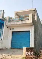 Shop Available for Rent! WITH COUNTER AND RACKS FREE