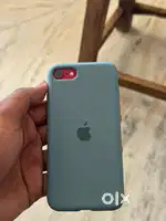iPhone se back glass crack