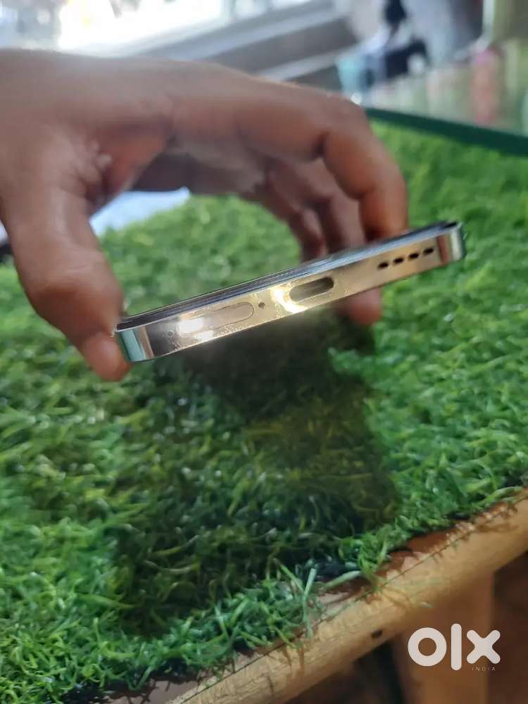 12+ 5g    8 256