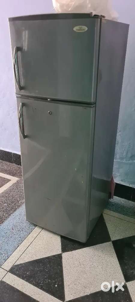 Purana fridge h bechna chahte h