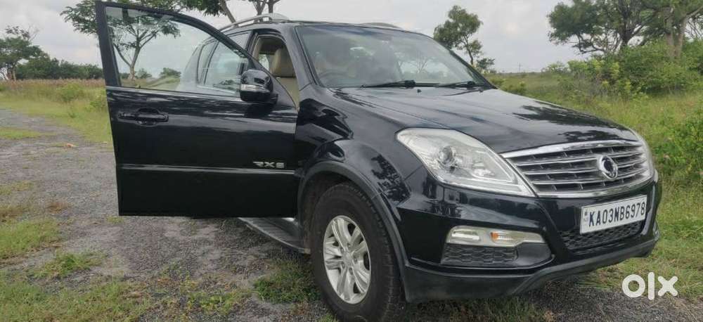 Mahindra Ssangyong Rexton RX 6 MT Sunroof 2017 Diesel 36300 Km Driven