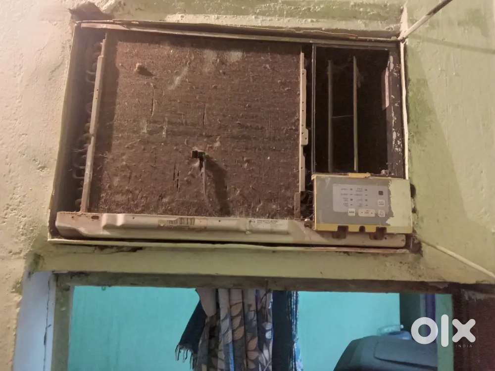 Window. LG ac