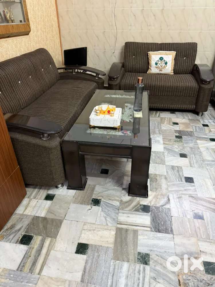 7 seater sofa with glass table