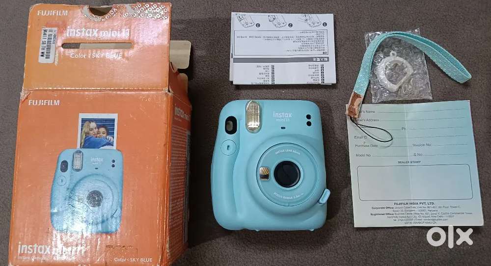 Instax mini 11 camera