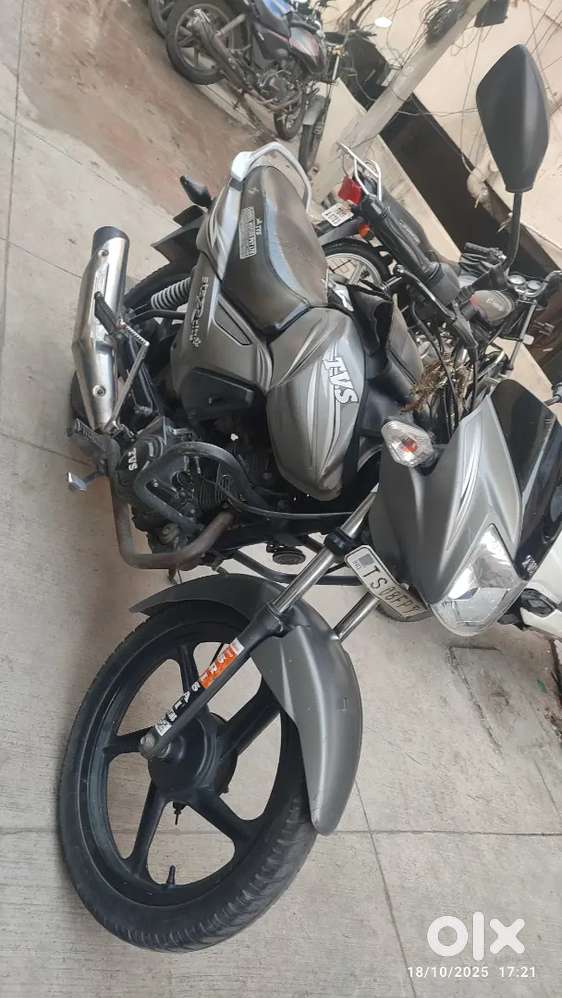 TVs starcity plus bike for sale Good condition bike