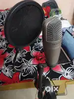 Condenser microphone