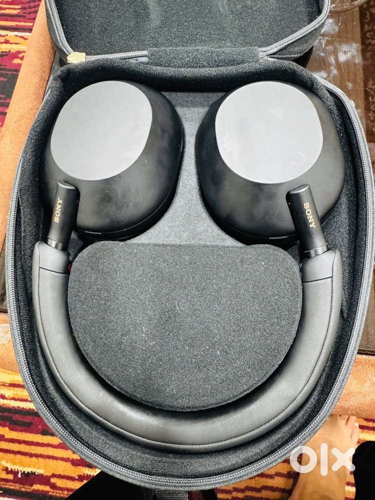 Sony WH-1000XM5