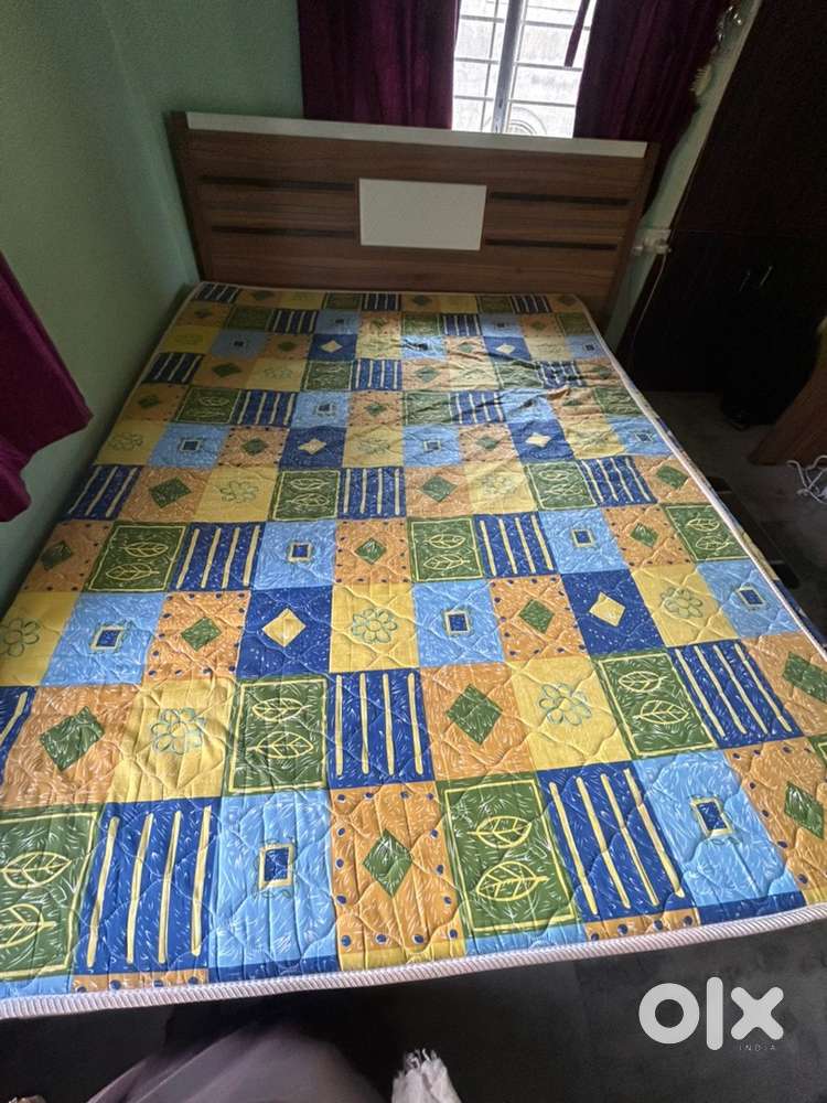 One year old double bed mattress bought from Damro