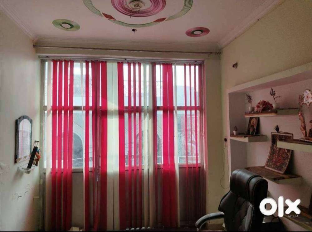 Independent Fully furnished 4 bhk with 2 bathroom set