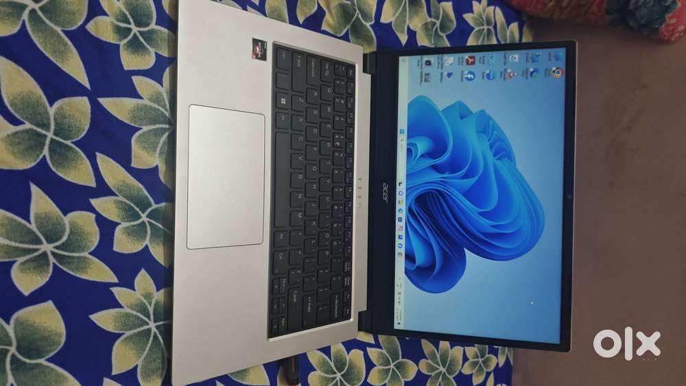 Acer one 14 z2-493( Ryzen 3)