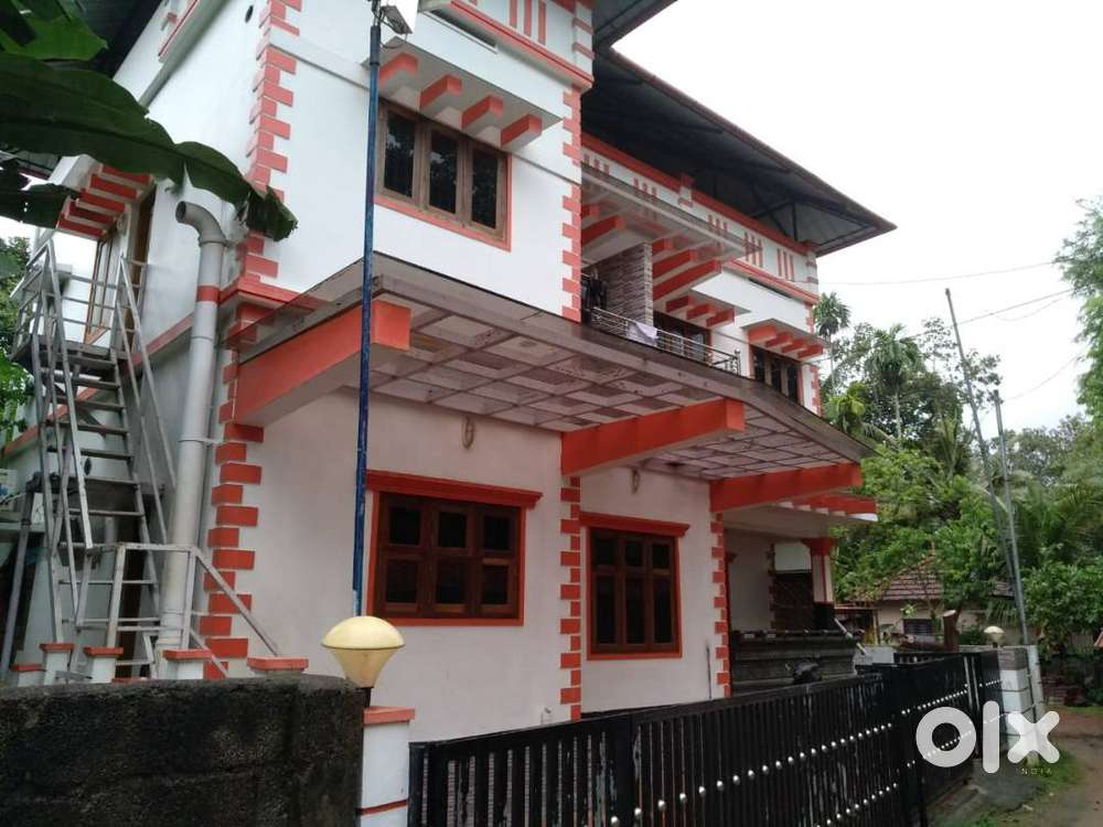 TWO FLOORIED HOUSE AT THIRUVALLA, PERUMTHURUTHY