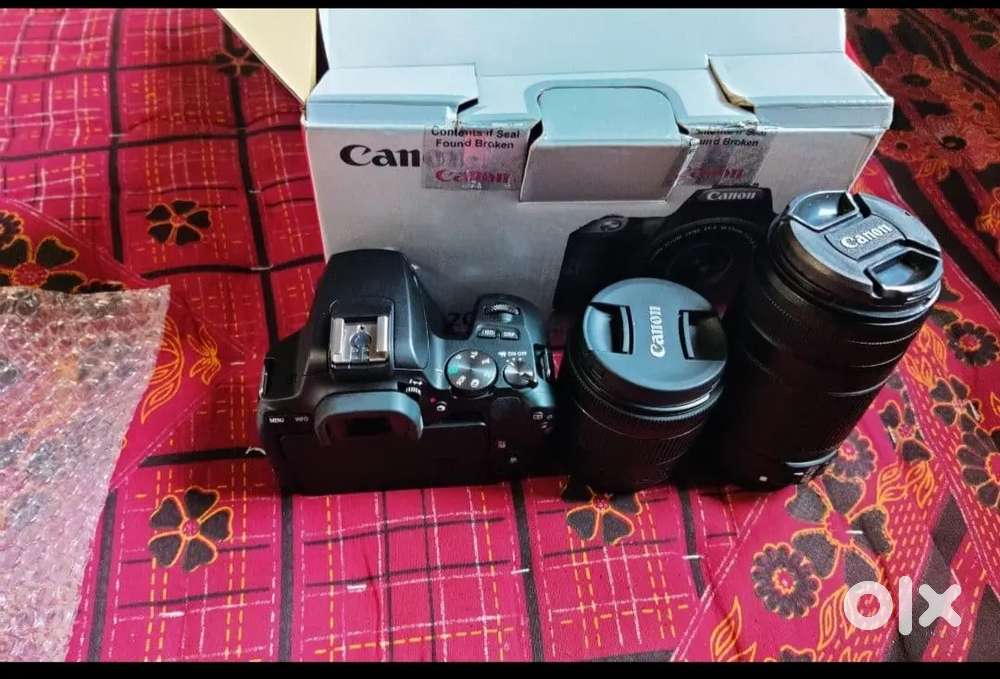 Canon EOS 200d with dual lens