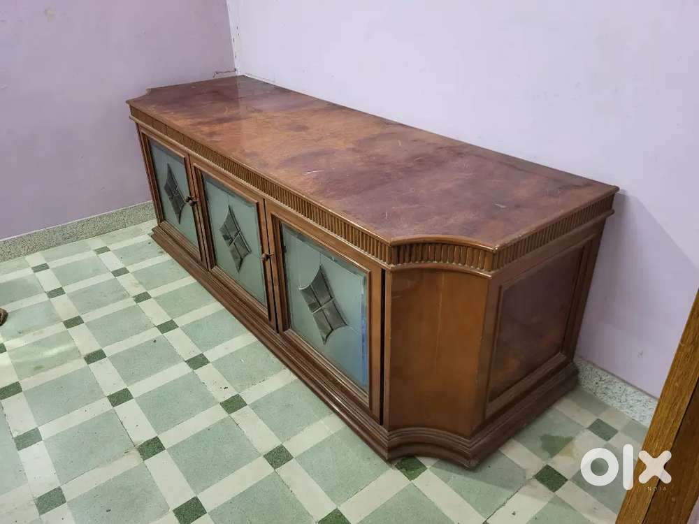 Vintage Wooden Showcase/ TV Table/Desk/Table with Storage