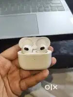 Airpods 3 1 year old