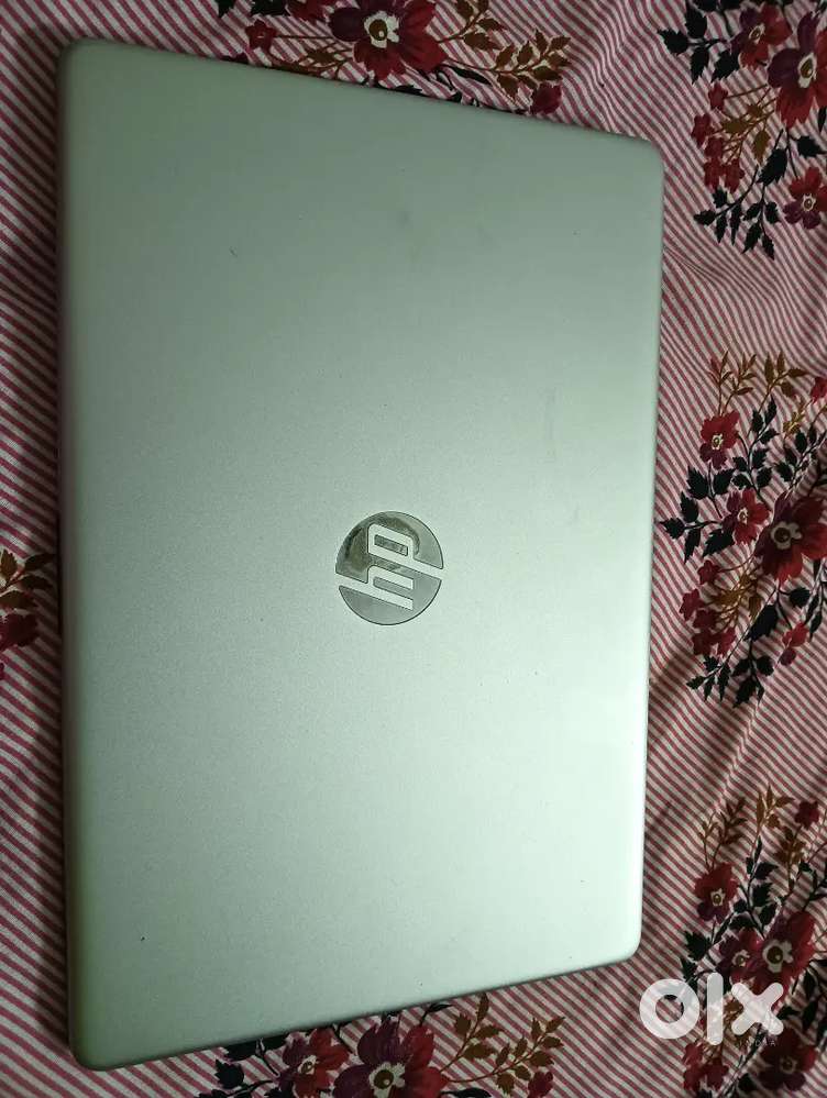 Laptop: HP