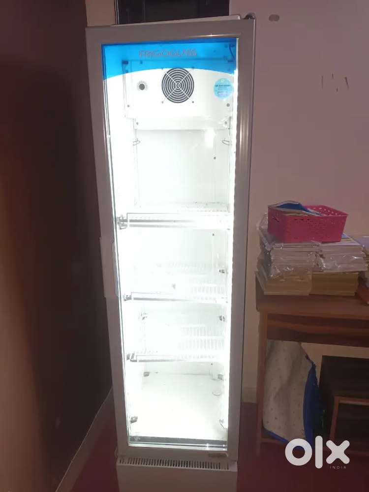 Frigoglass VG-250 Commercial Display Cooler