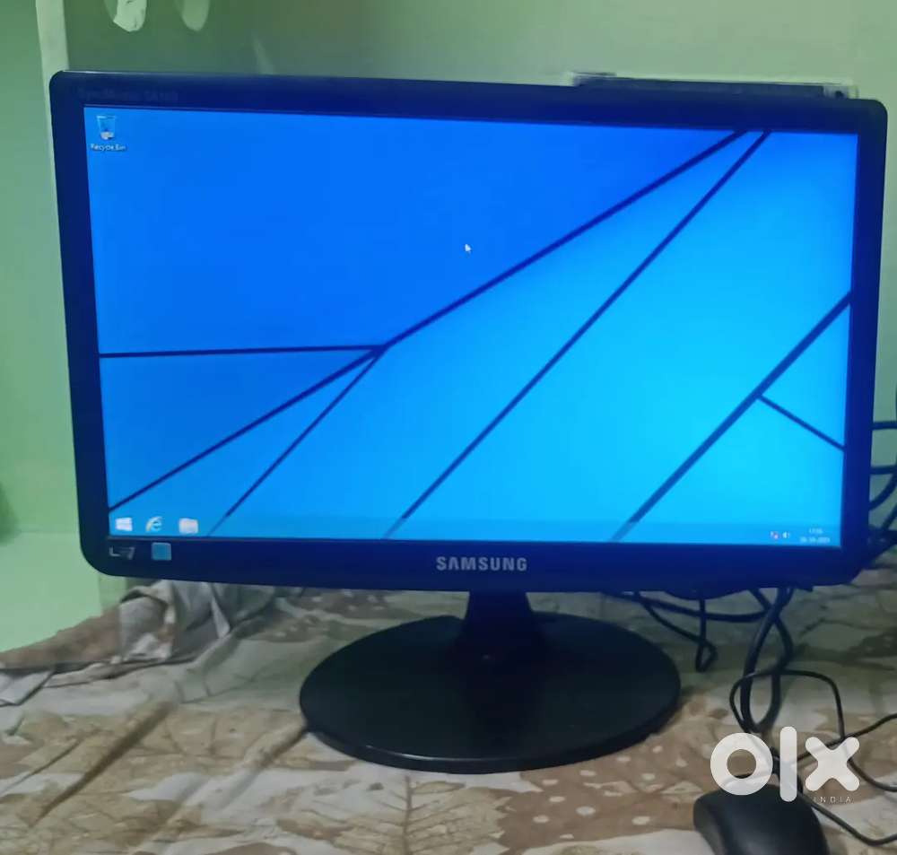 Samsung 19 inch monitor good working condition