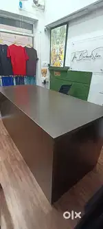 Wooden Counter Table for Shop / Office / Reception